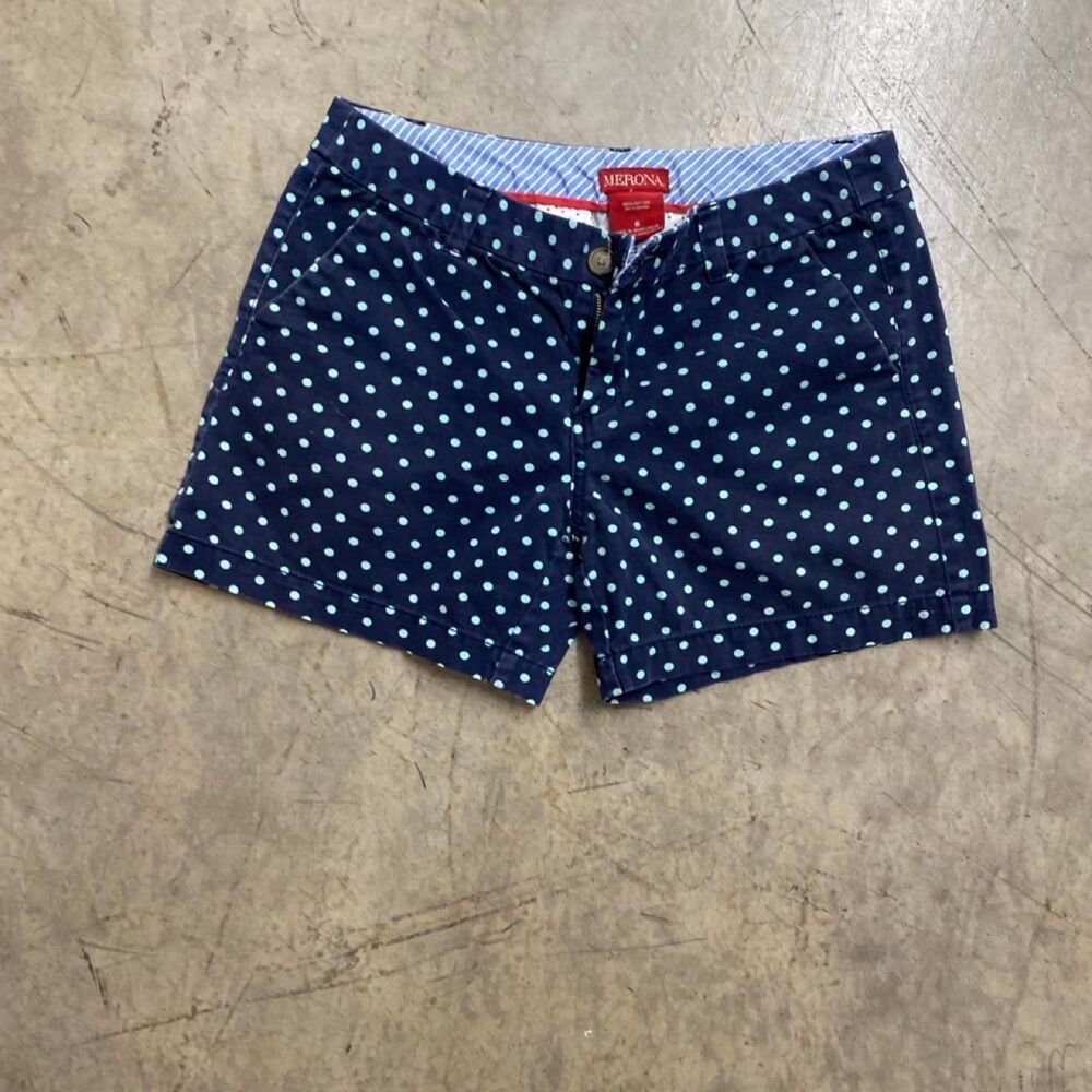 Merona Women's Navy and Blue Polka Dot Shorts- size 6